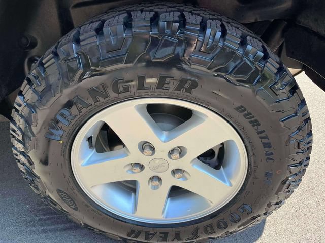 Used 2020 Jeep Wrangler Sport AWD/4WD image 11