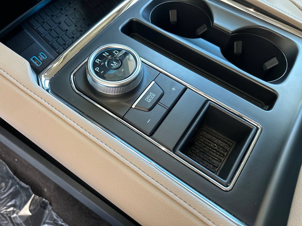 Certified 2023 Ford Expedition XLT RWD image 21
