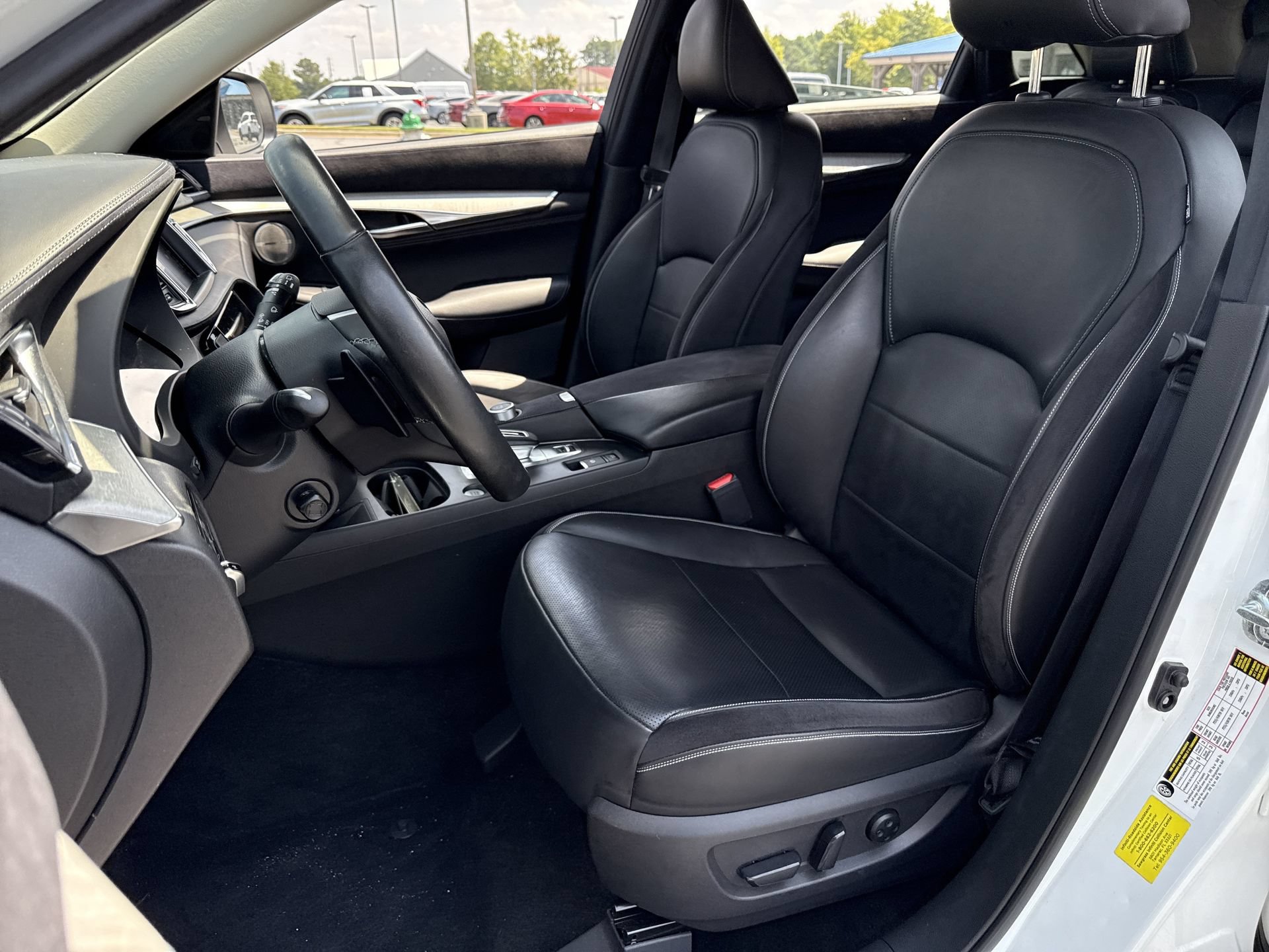 Used 2023 INFINITI QX50 Sensory FWD image 12