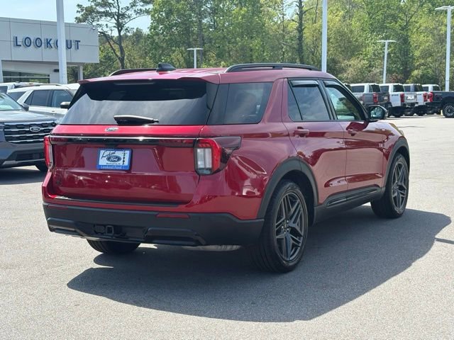 Certified 2025 Ford Explorer ST-Line w/ Premium Package image 5