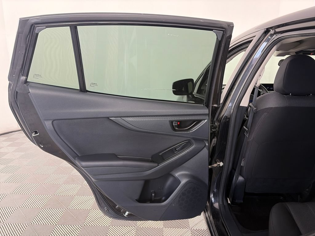 Used 2019 Subaru Impreza 2.0i w/ Eyesight AWD/4WD image 12