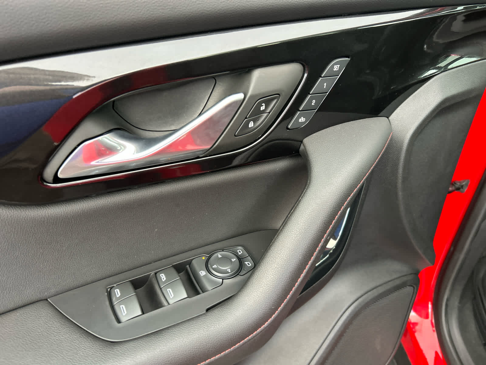 Used 2022 Chevrolet Blazer RS w/ Enhanced Convenience Package image 32