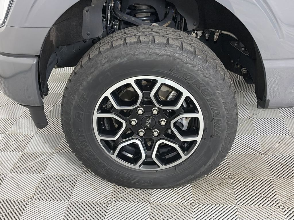 Certified 2021 Ford F150 XLT w/ Equipment Group 302A High image 8