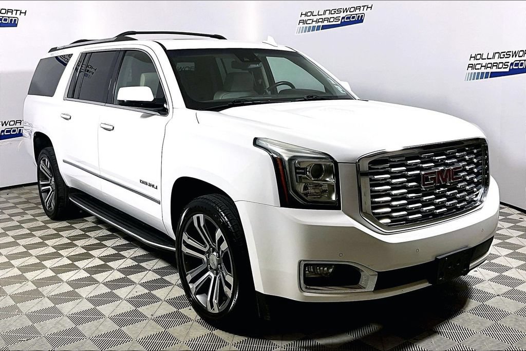Used 2019 GMC Yukon XL Denali w/ Open Road Package RWD image 3