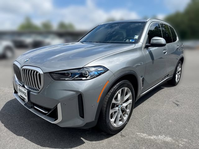 Used 2024 BMW X5 xDrive40i w/ Premium Package AWD/4WD image 1
