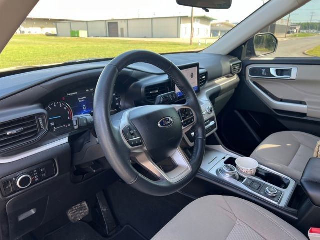 Certified 2023 Ford Explorer XLT image 6