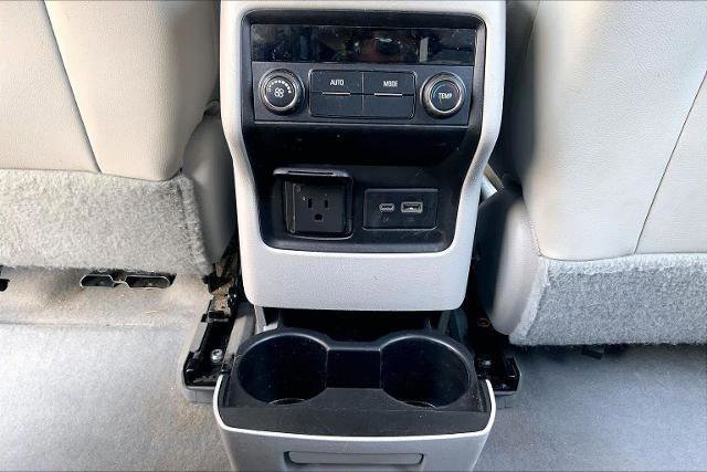 Used 2020 GMC Acadia SLT w/ LPO, Floor Liner Package FWD image 32
