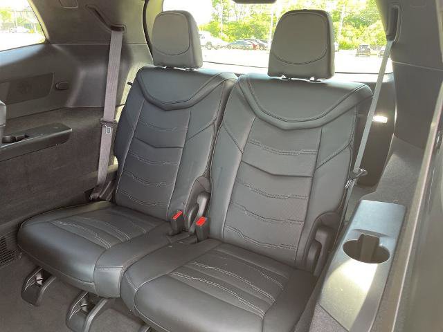 Used 2023 Cadillac XT6 Premium Luxury w/ Platinum Package AWD/4WD image 15