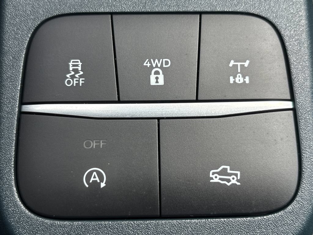 Certified 2026 Ford Maverick Tremor AWD/4WD image 15