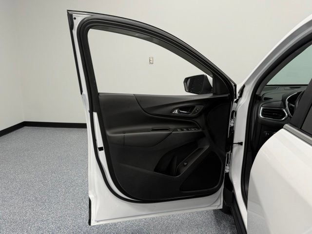 Used 2022 Chevrolet Equinox LT FWD image 13
