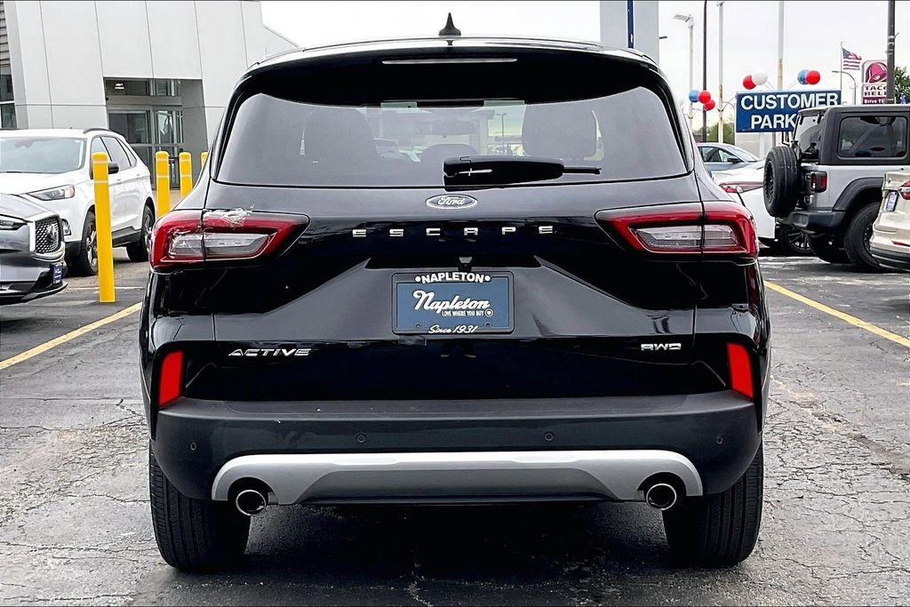 Certified 2023 Ford Escape Active w/ Tech Pack #1 AWD/4WD image 3