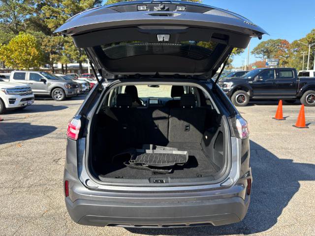Certified 2022 Ford Edge SE image 9