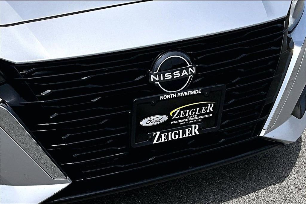 Used 2024 Nissan Altima 2.5 SV FWD image 29