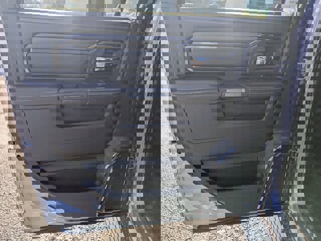 Used 2024 RAM 2500 Limited image 28