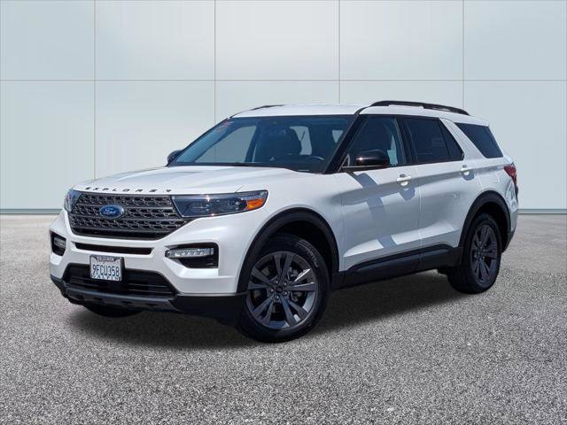Certified 2023 Ford Explorer XLT w/ Equipment Group 202A AWD/4WD image 7