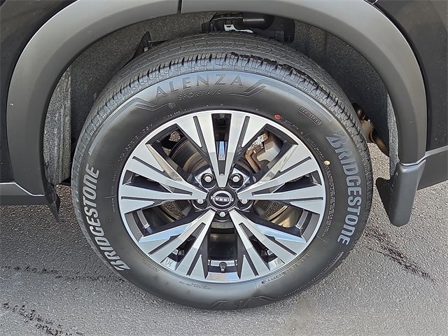 Used 2023 Nissan Rogue SV image 30