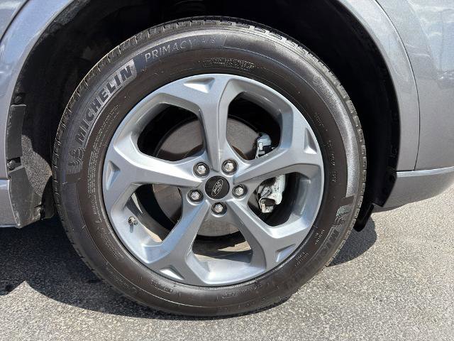 Certified 2023 Ford Escape ST-Line AWD/4WD image 5