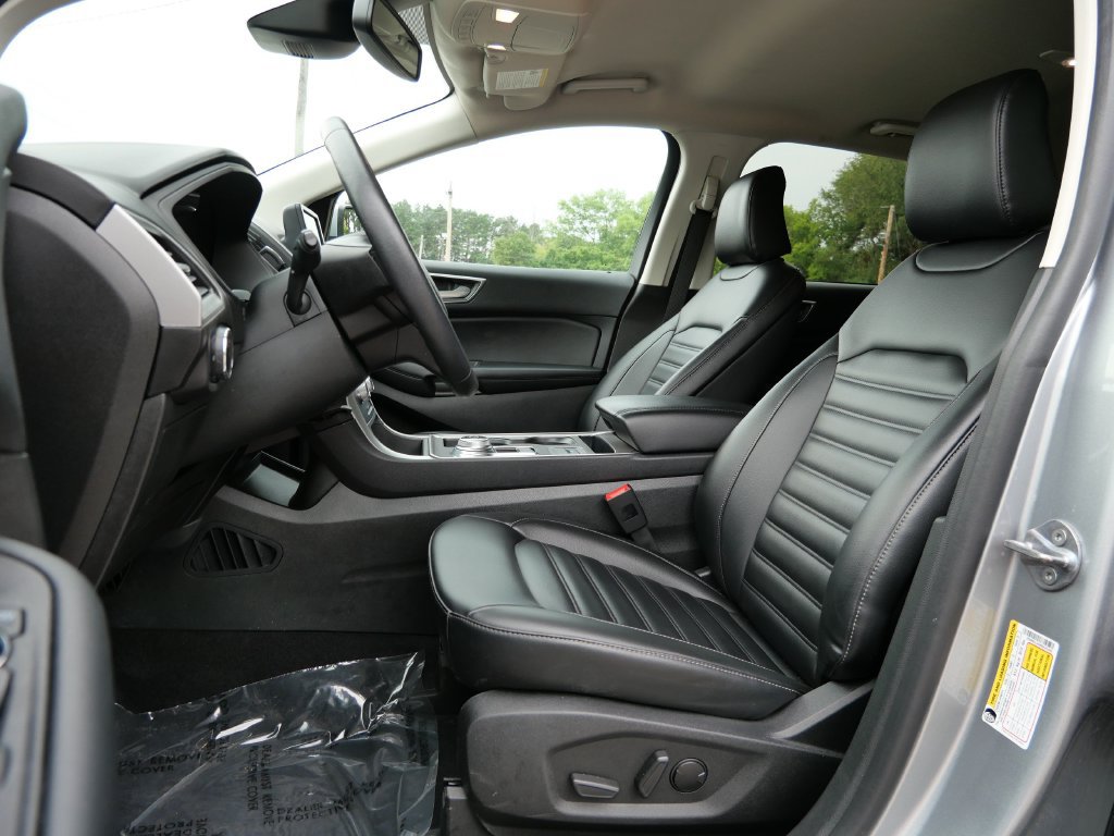Certified 2024 Ford Edge SEL w/ Convenience Package AWD/4WD image 17