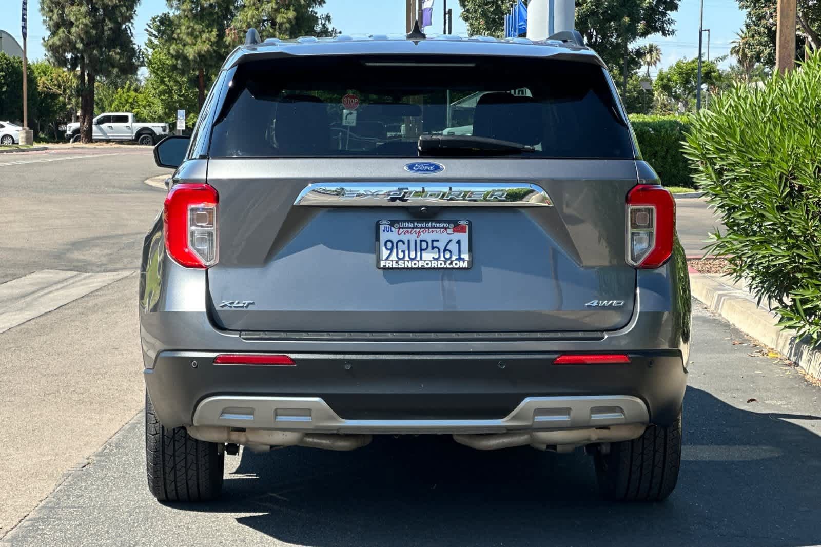 Certified 2023 Ford Explorer XLT w/ Equipment Group 202A AWD/4WD image 8