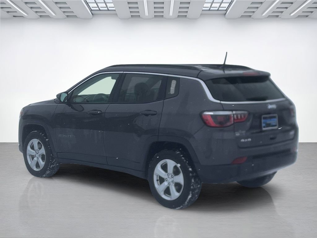 Used 2018 Jeep Compass Latitude image 5