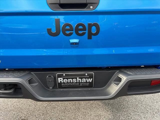 Used 2024 Jeep Gladiator Sport image 24