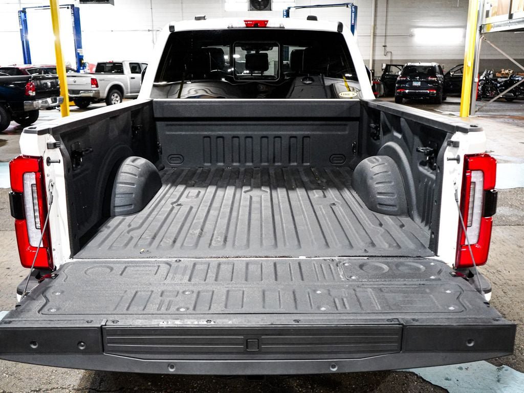 Certified 2023 Ford F350 Platinum w/ FX4 Off-Road Package AWD/4WD image 14