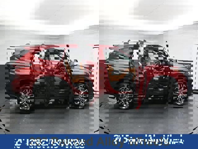 Used 2025 Toyota Highlander Platinum AWD/4WD image 39