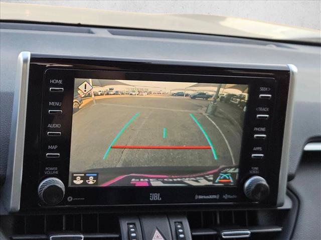Used 2020 Toyota RAV4 XLE Premium FWD image 12