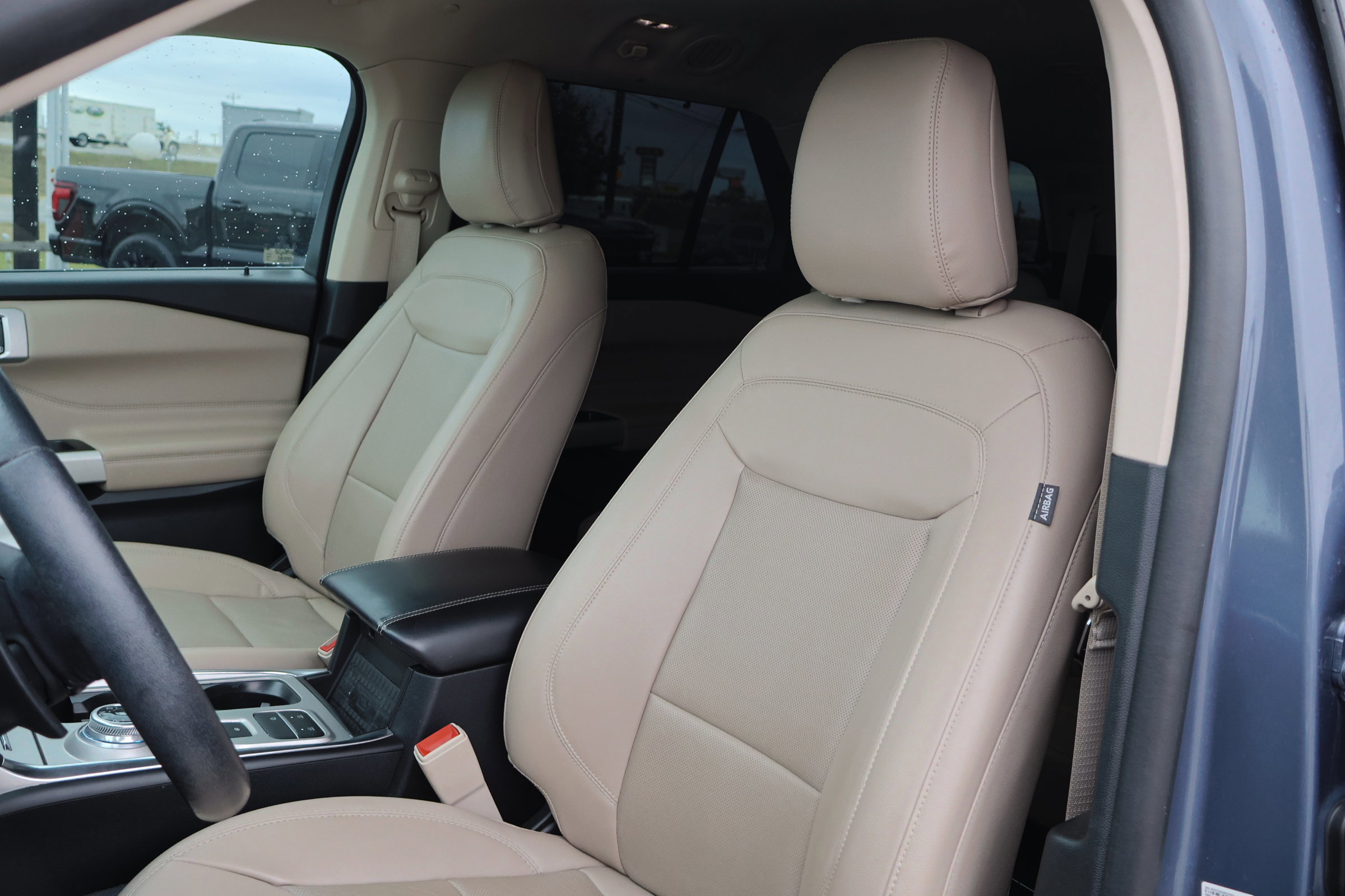 Certified 2021 Ford Explorer Limited w/ Hybrid Equipment Group 310A image 14