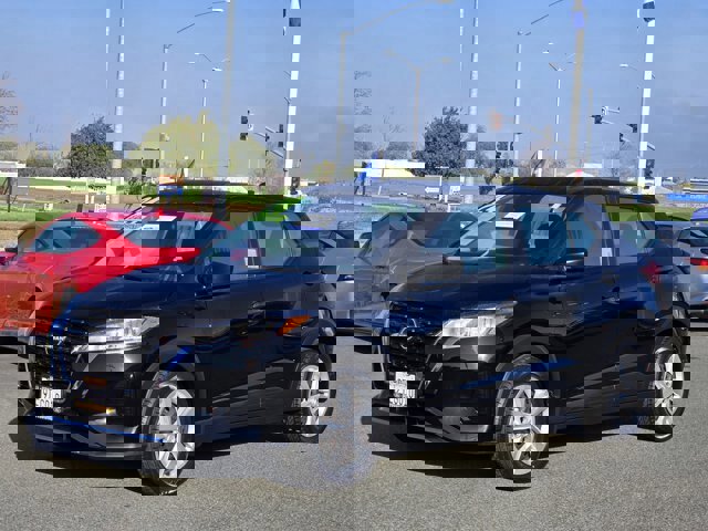 Used 2024 Nissan Kicks S image 8