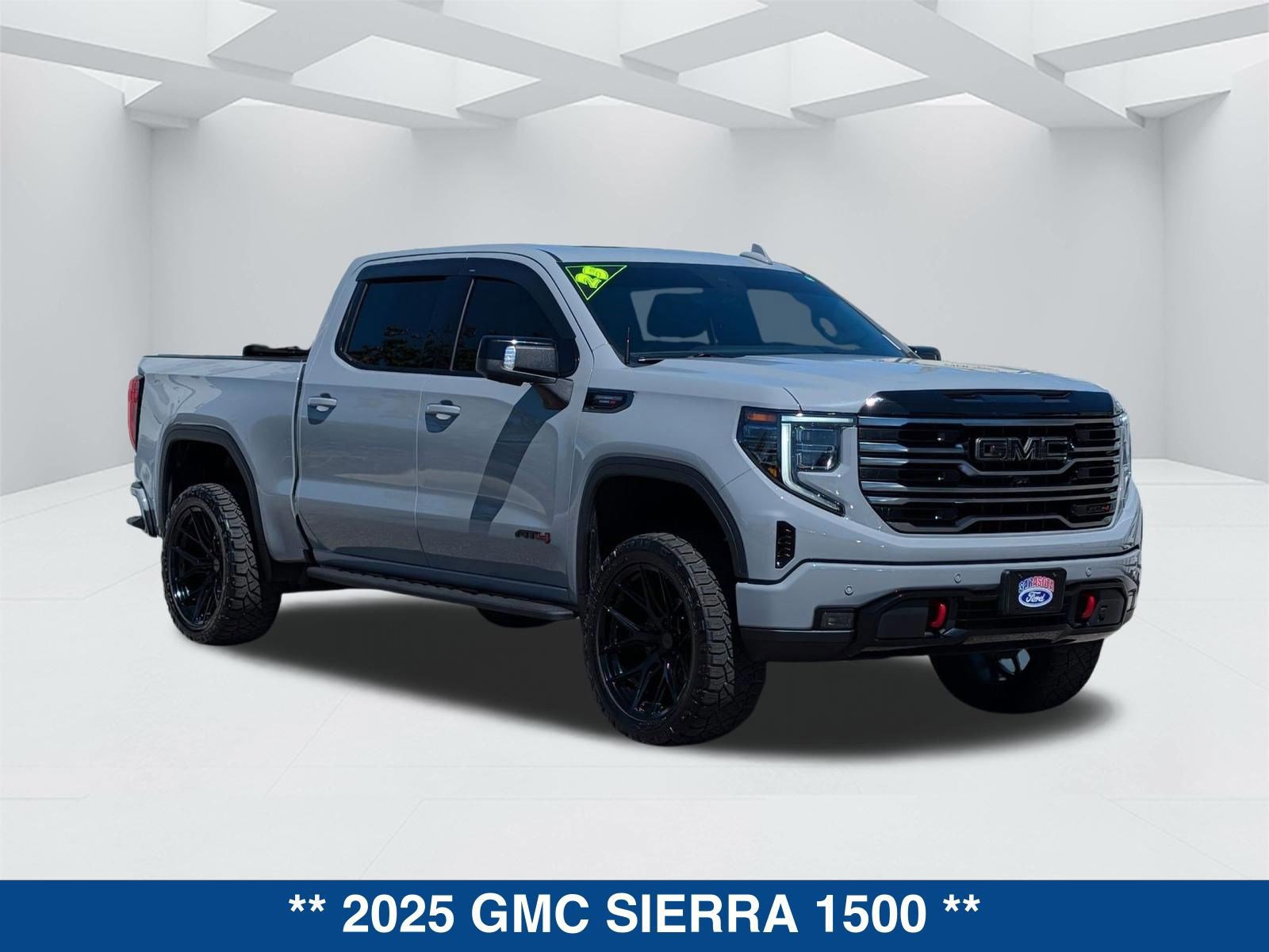 Used 2025 GMC Sierra 1500 AT4 w/ AT4 Premium Package image 8