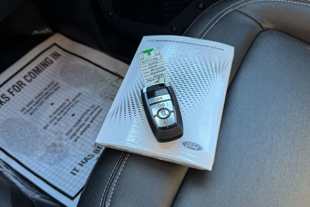 Certified 2025 Ford Bronco Badlands image 38