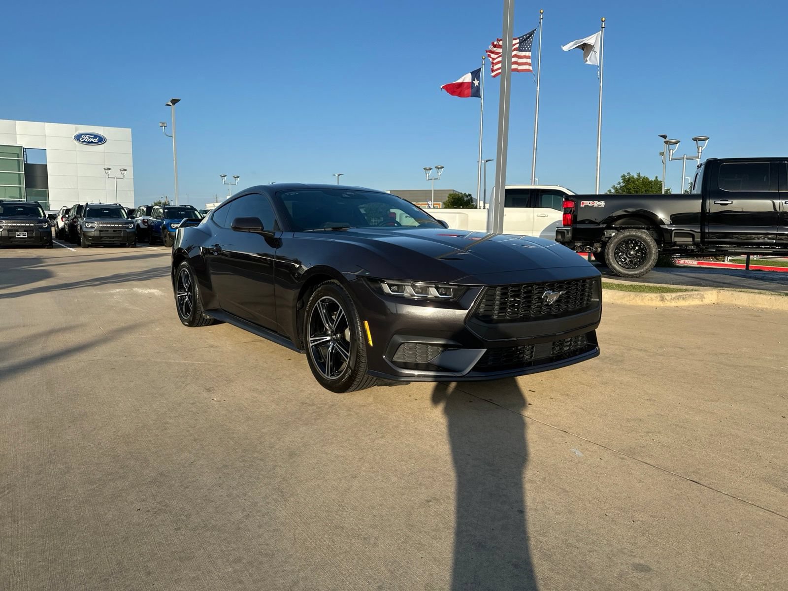 Certified 2024 Ford Mustang Coupe RWD image 8