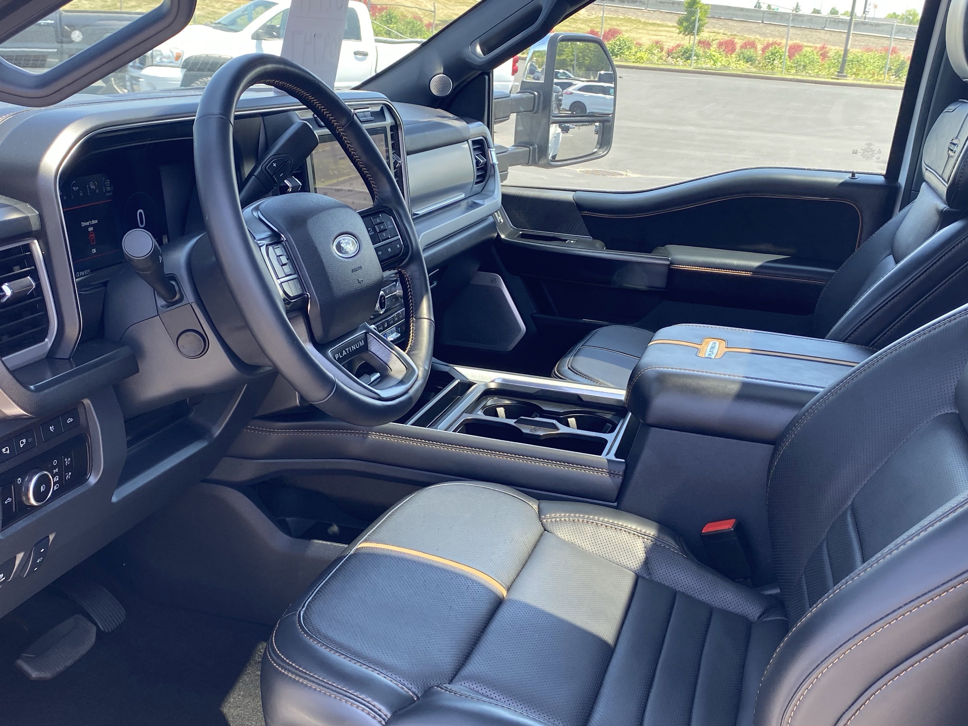 Certified 2024 Ford F450 Platinum w/ FX4 Off-Road Package image 7