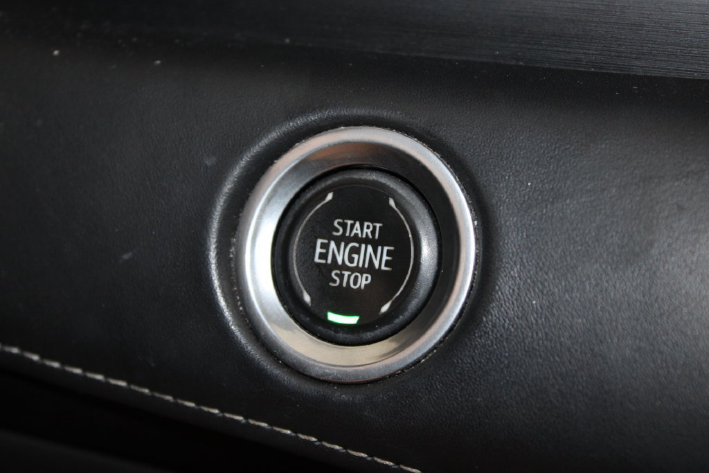 Used 2021 Cadillac Escalade ESV Sport Platinum AWD/4WD image 47