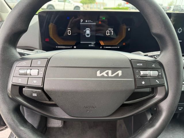 Used 2025 Kia K4 LXS FWD image 13