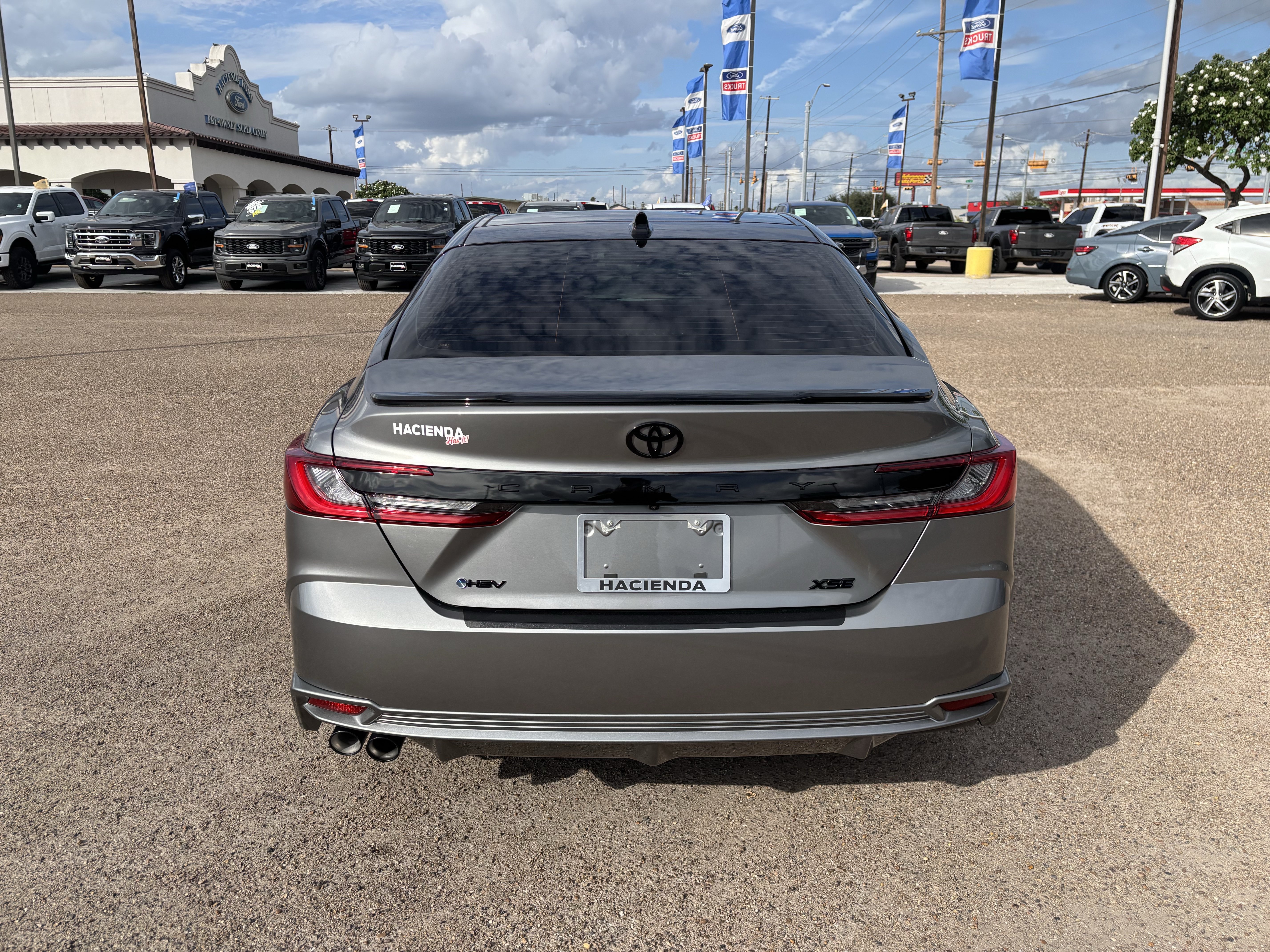 Used 2026 Toyota Camry XSE w/ Premium Package FWD image 3