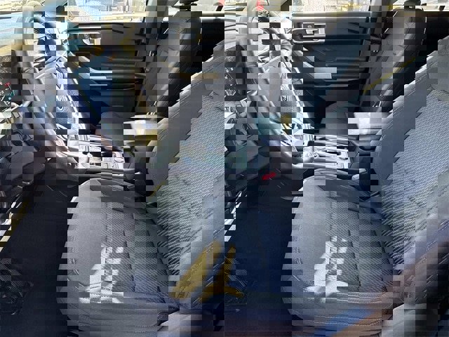 Certified 2023 Ford Explorer XLT image 29