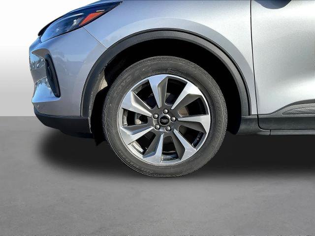 Certified 2024 Ford Escape Platinum AWD/4WD image 35