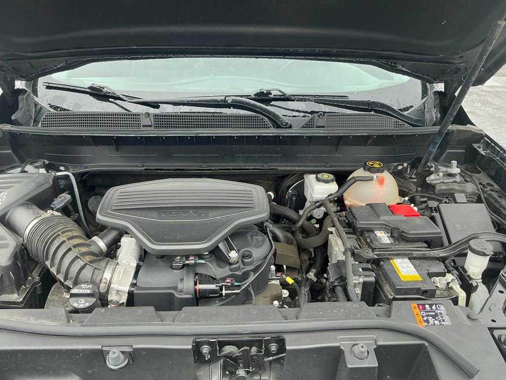 Used 2020 GMC Acadia SLT FWD image 25