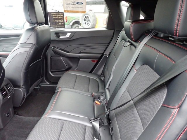 Certified 2024 Ford Escape ST-Line image 17