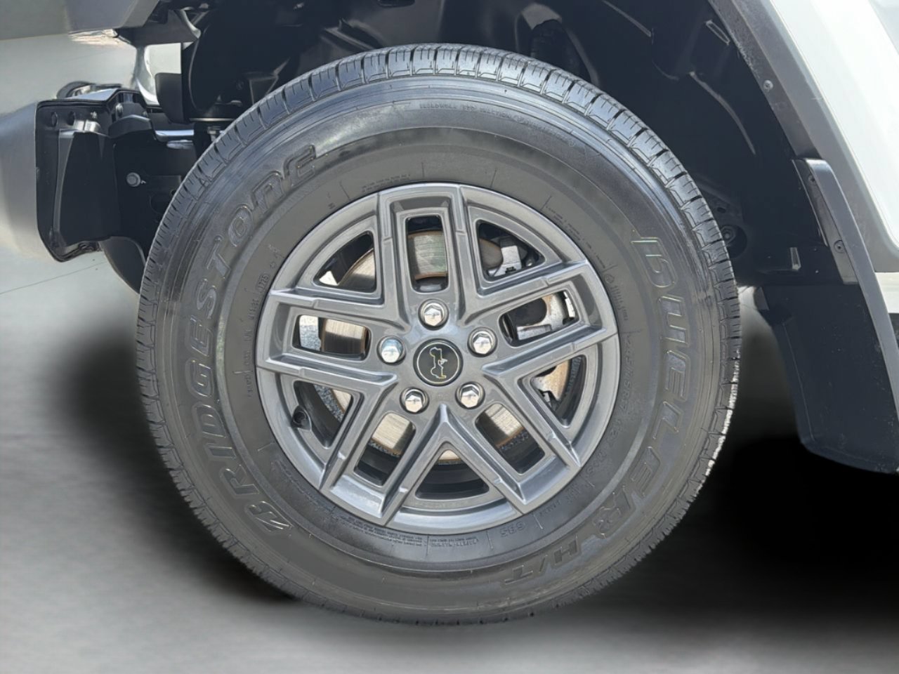 Used 2025 Jeep Gladiator Sport AWD/4WD image 32