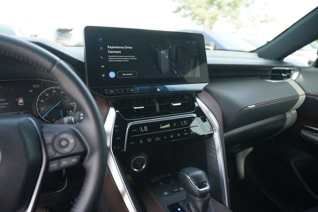 Used 2023 Toyota Venza XLE AWD/4WD image 26
