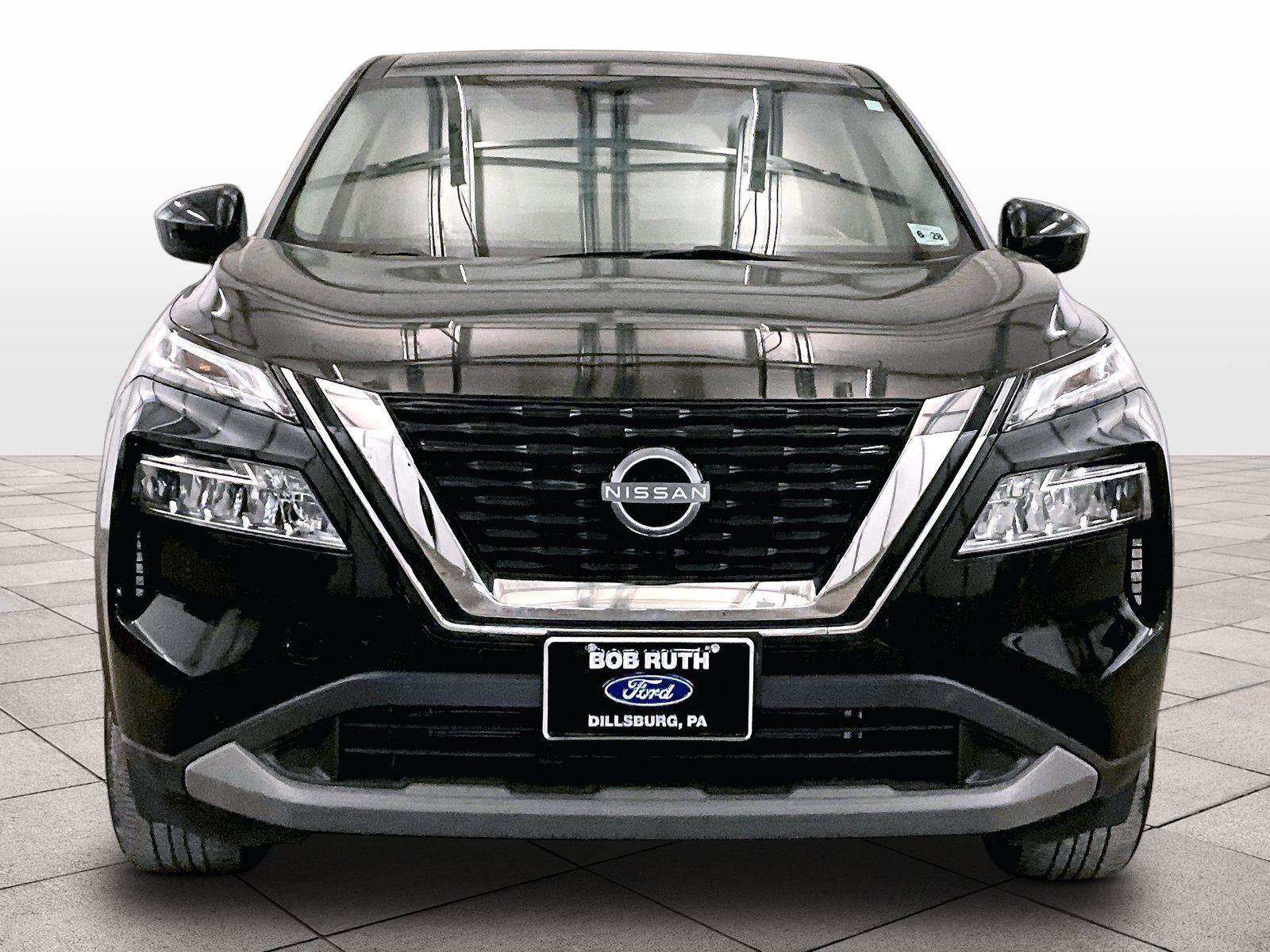 Used 2023 Nissan Rogue SV AWD/4WD image 3
