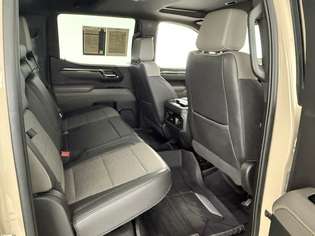 Used 2022 Chevrolet Silverado 1500 ZR2 w/ Technology Package AWD/4WD image 20