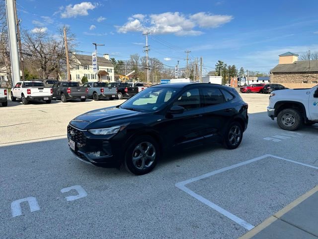 Certified 2023 Ford Escape ST-Line w/ Tech Pack #1 image 4