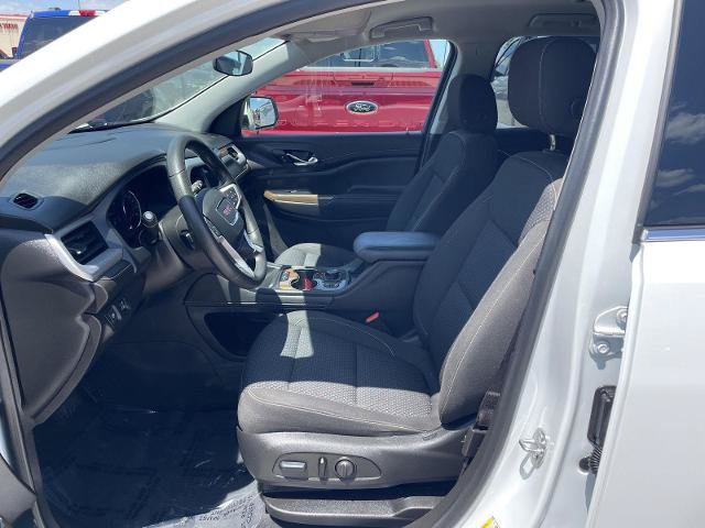 Used 2023 GMC Acadia SLE w/ Driver Convenience Package FWD image 16