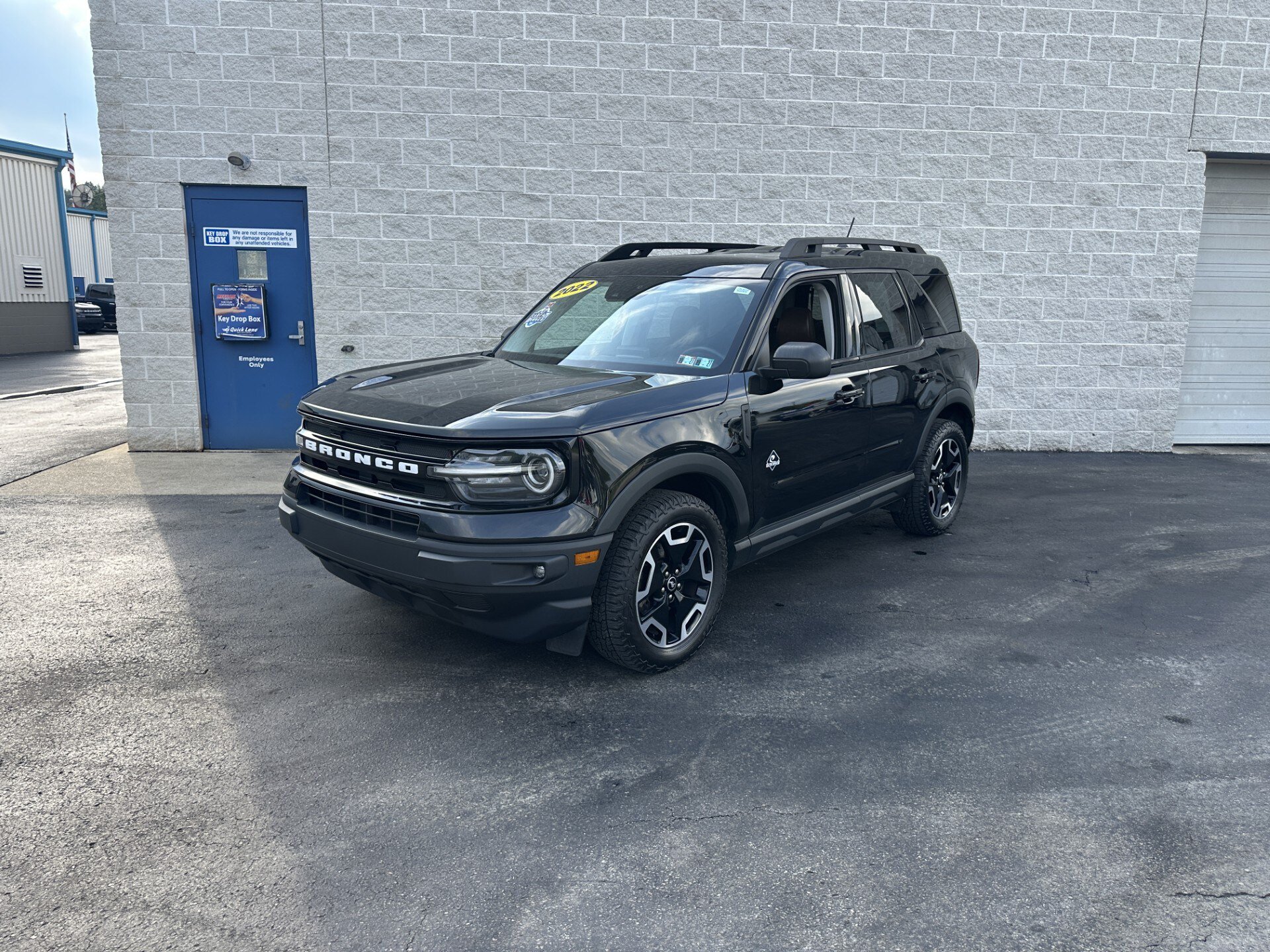 Certified 2022 Ford Bronco Sport Outer Banks AWD/4WD image 2