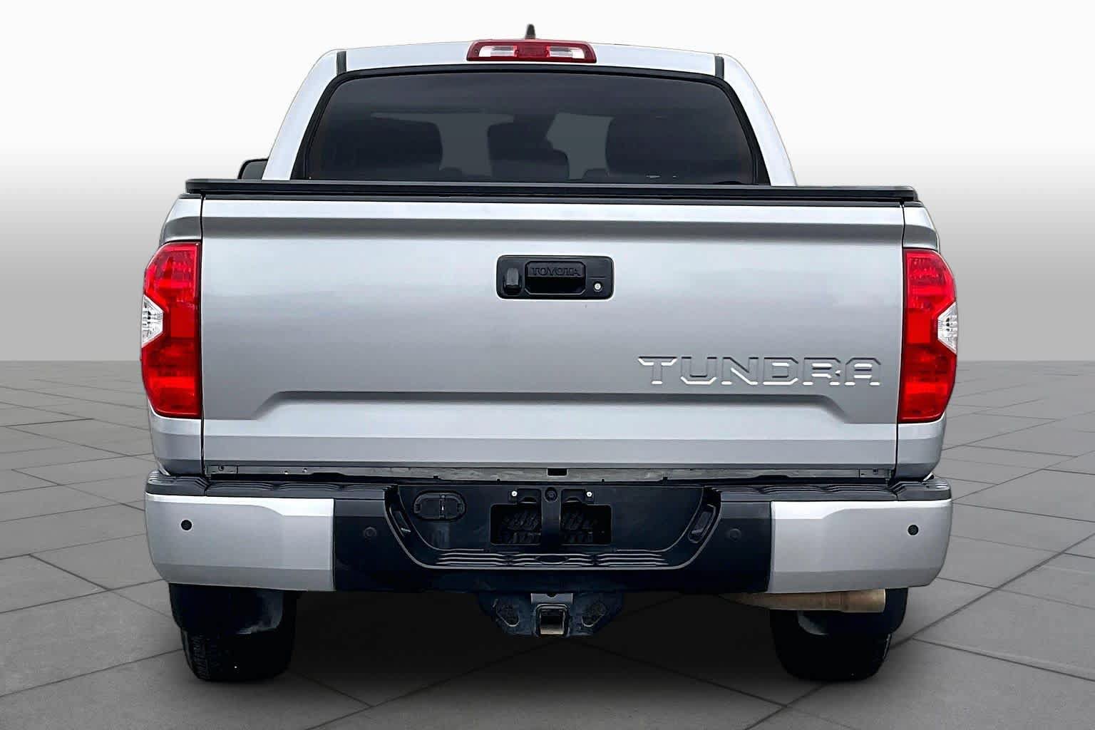 Used 2020 Toyota Tundra Limited w/ Limited Premium Package AWD/4WD image 5