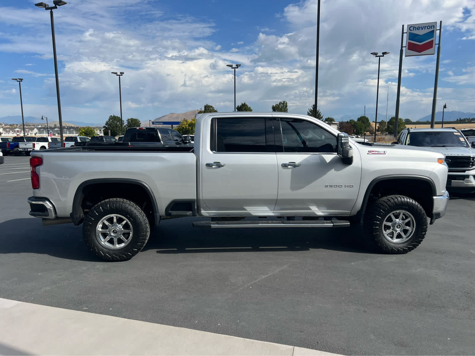 Used 2023 Chevrolet Silverado 3500 LTZ w/ LTZ Plus Package AWD/4WD image 6